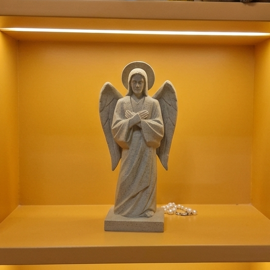 Estatueta de Anjo Sagrado