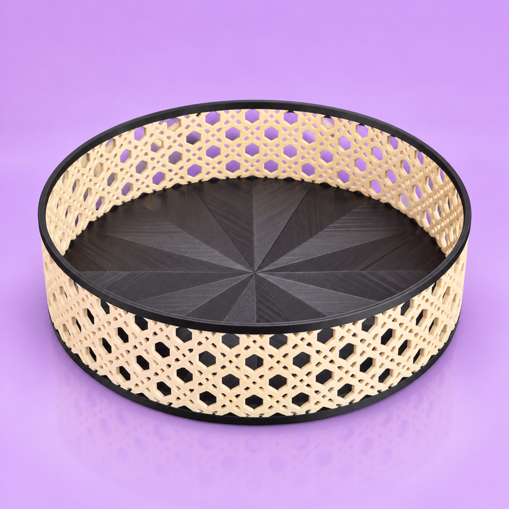 Bandeja organizadora decorativa vista superior, com base preta facetada e fundo roxo Studio Xapê