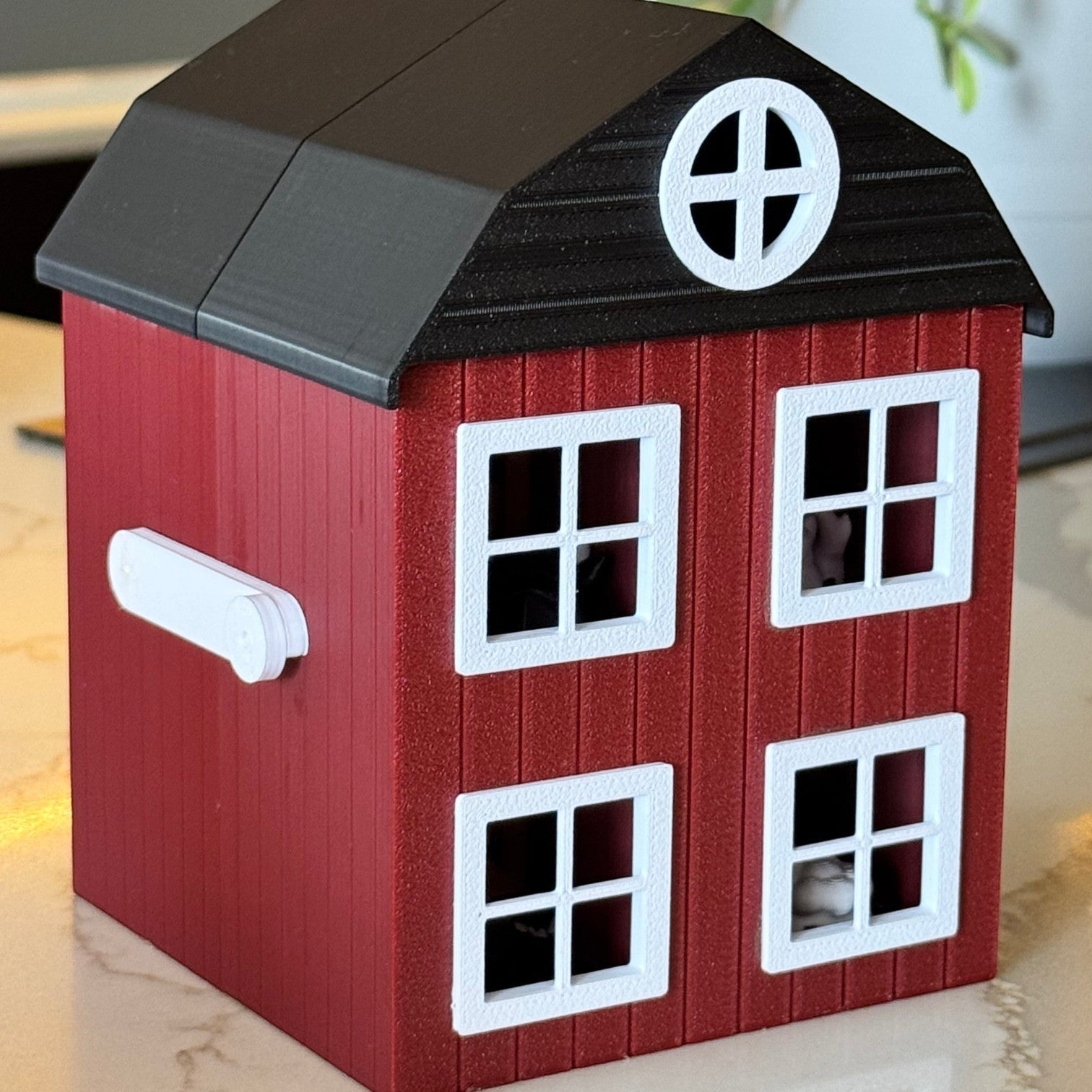 Minha loja Casa Celeiro para Animais Miniatura vermelha com telhado preto e oito baias para brinquedos infantis
