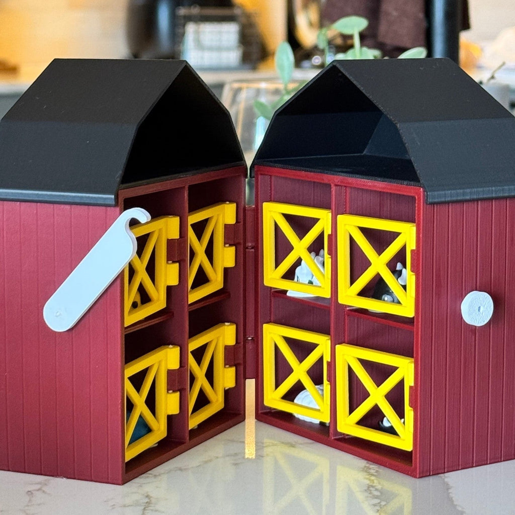 Casa Celeiro para Animais Miniatura da Minha loja com 8 baias, teto preto e portas amarelas, aberta para brincar.