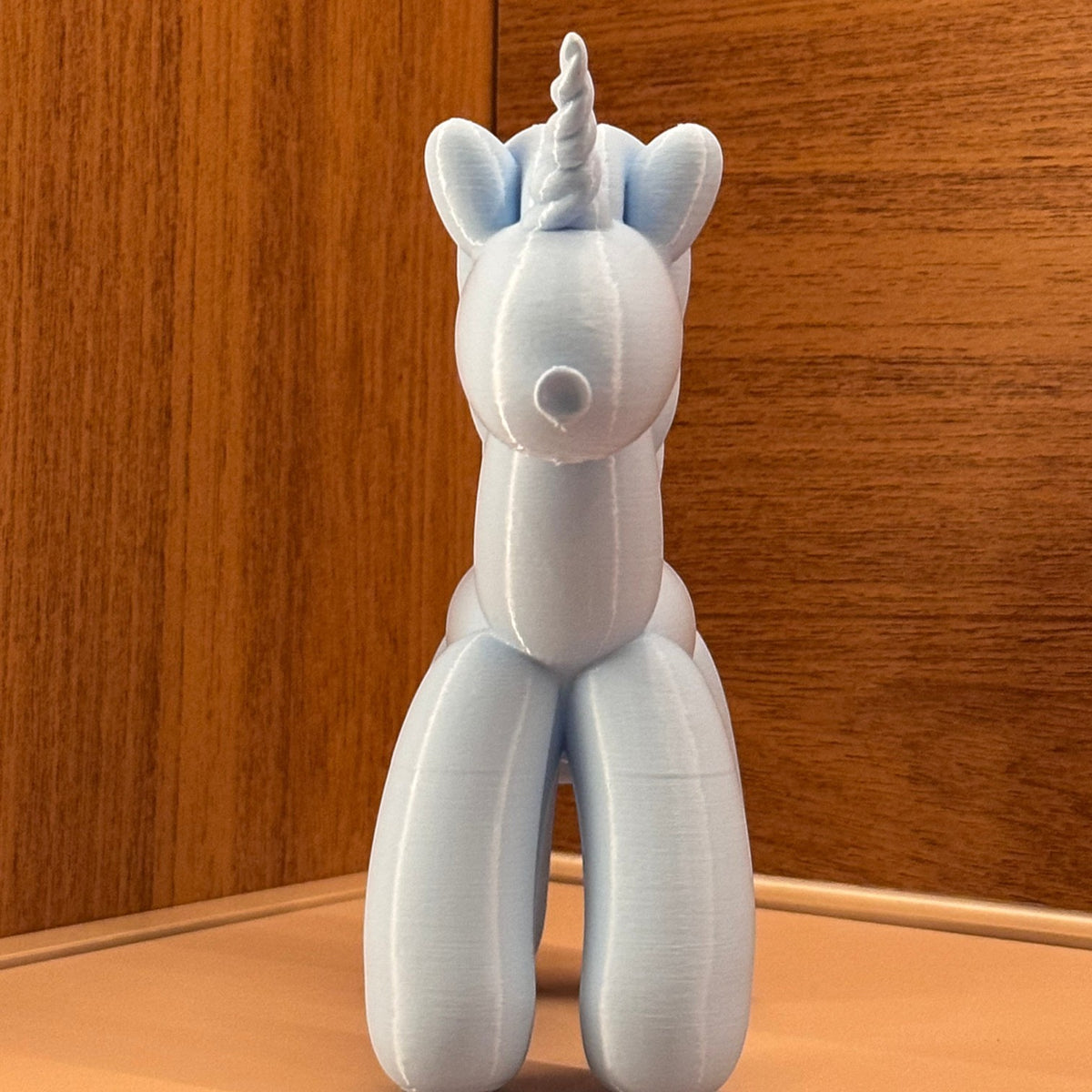 Unicórnio de Decoração Minha loja azul claro feito em impressão 3D com design estilo balão para estantes e mesas