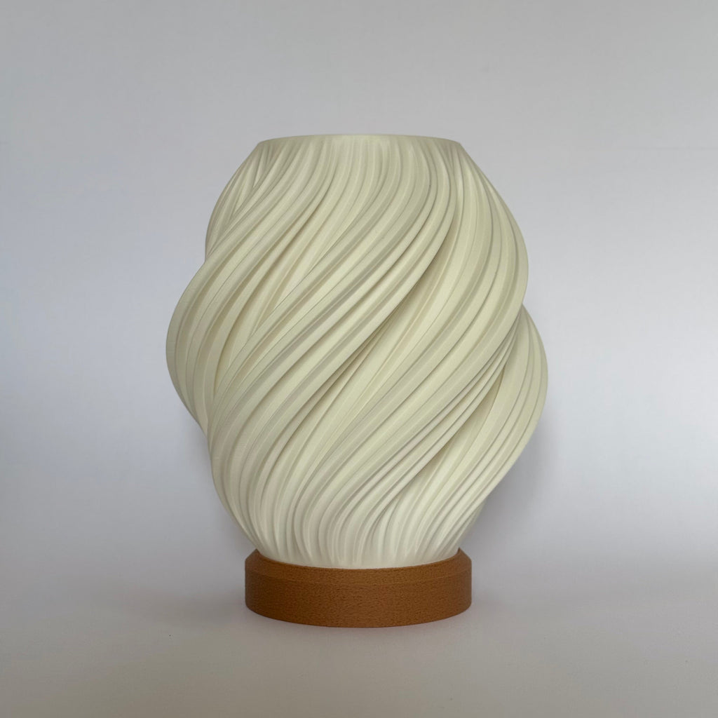 Luminária Orgânica Retorcida em Impressão 3D com LED de 7 Cores